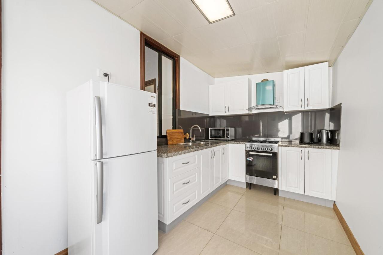 Spacious 1 Bedroom Guest House With Free Parking Сидней Экстерьер фото